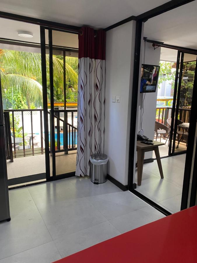 Mer Riviere Self Catering Apartment โบวาลง ภายนอก รูปภาพ