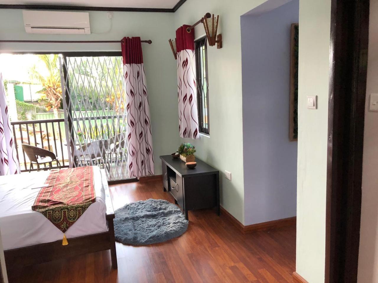 Mer Riviere Self Catering Apartment โบวาลง ภายนอก รูปภาพ